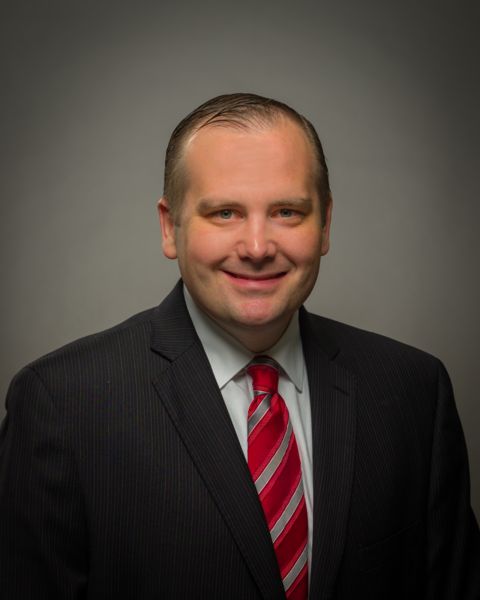 Portrait of Dr. Eric Sean Weaver