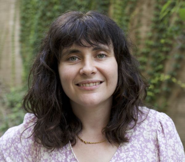 Portrait of Dr. Zoe Bursztajn-Illingworth